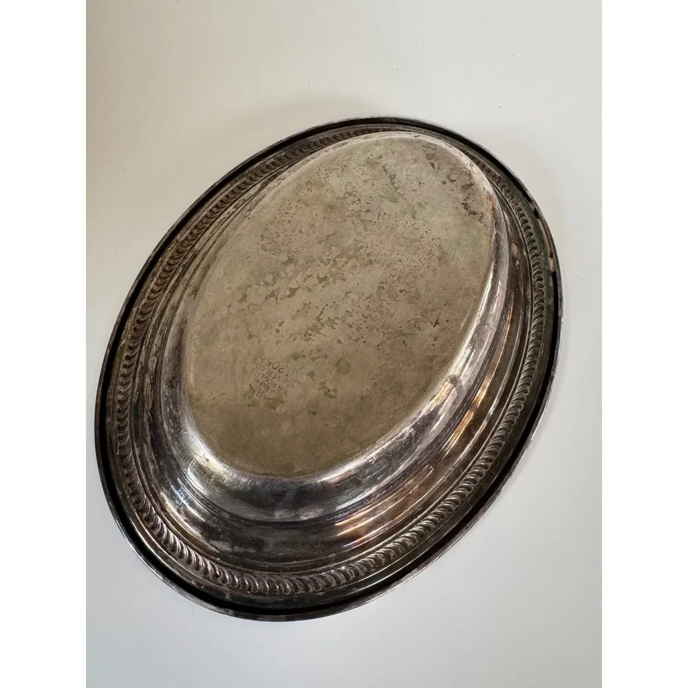 F.B. Rogers Silver Co 1205 Vintage Silverplate Oval Serving Bowl Gadroon Trim
